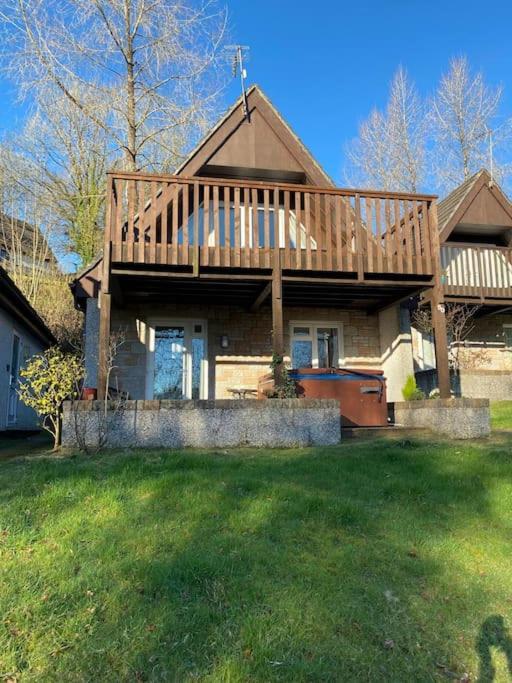 3 Bedroom Lodge With Hot Tub On Lovely Quiet Holiday Park In Cornwall Gunnislake Экстерьер фото